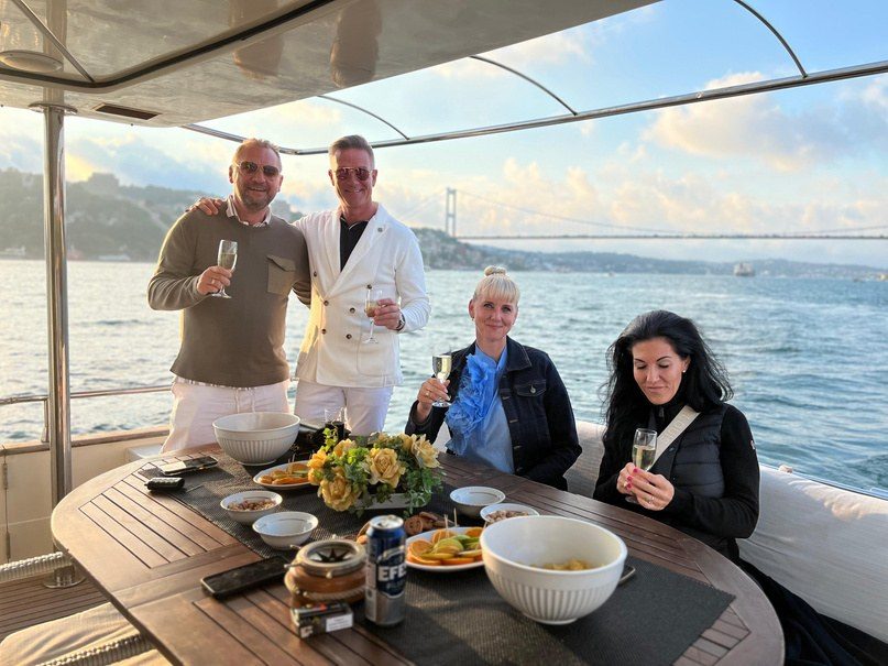 Dining on deck